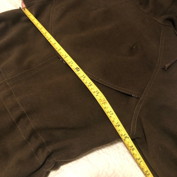 BCBG Generation Olive Coat, size Medium - Picture 13 of 14